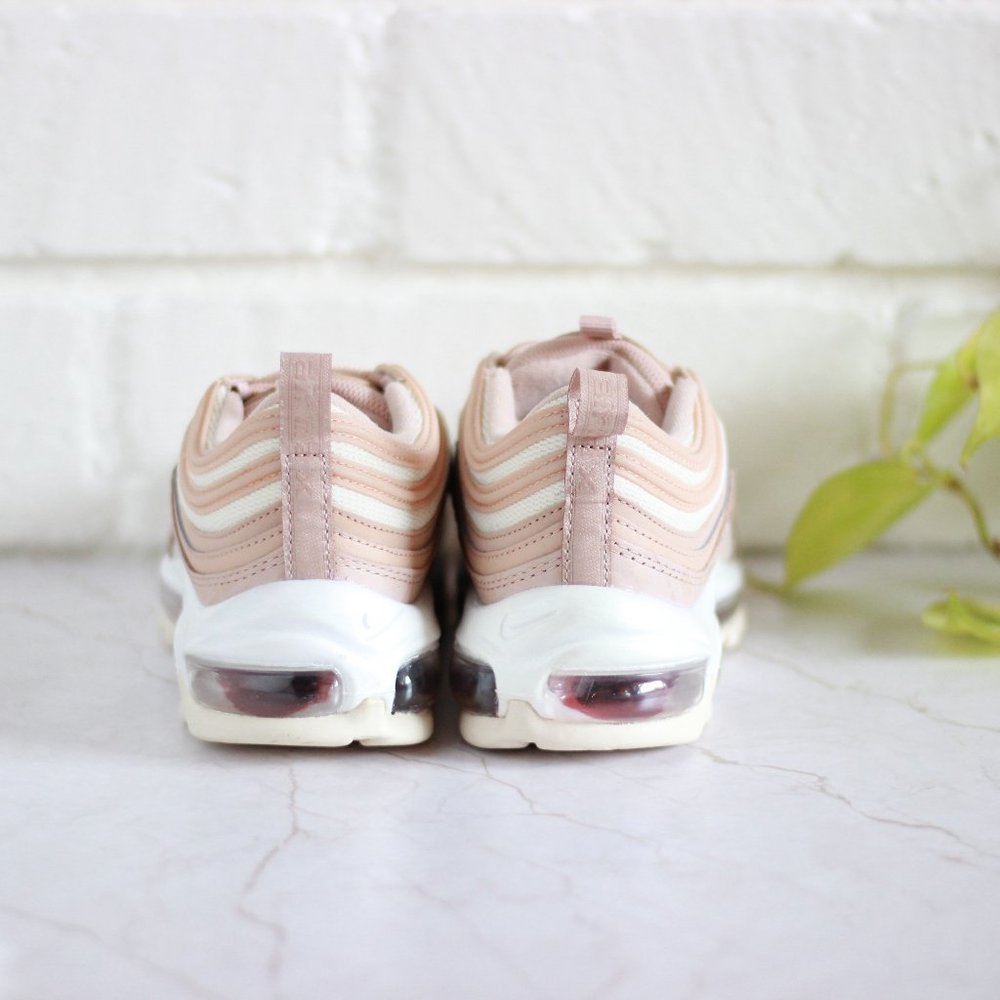 🔥𝐒𝐎𝐋𝐃 𝐎𝐔𝐓🔥 - Picture 5 of 9